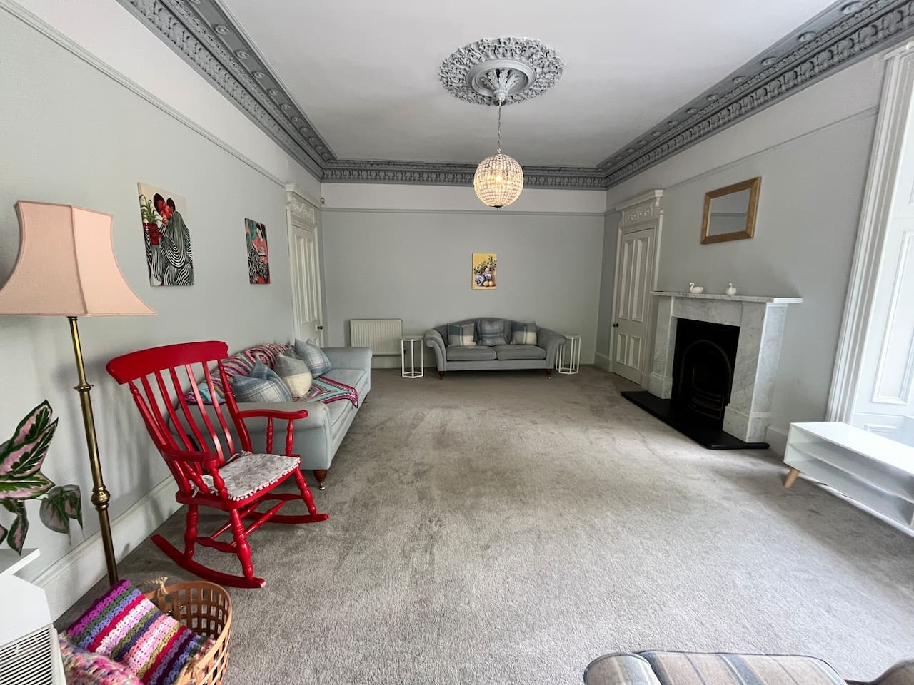 The Central Glasgow Villa in 319 Albert Drive - Property image 35 - VivreStays
