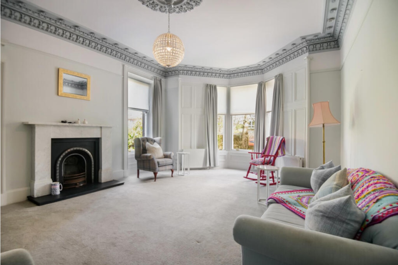 The Central Glasgow Villa in 319 Albert Drive - Property image 102 - VivreStays