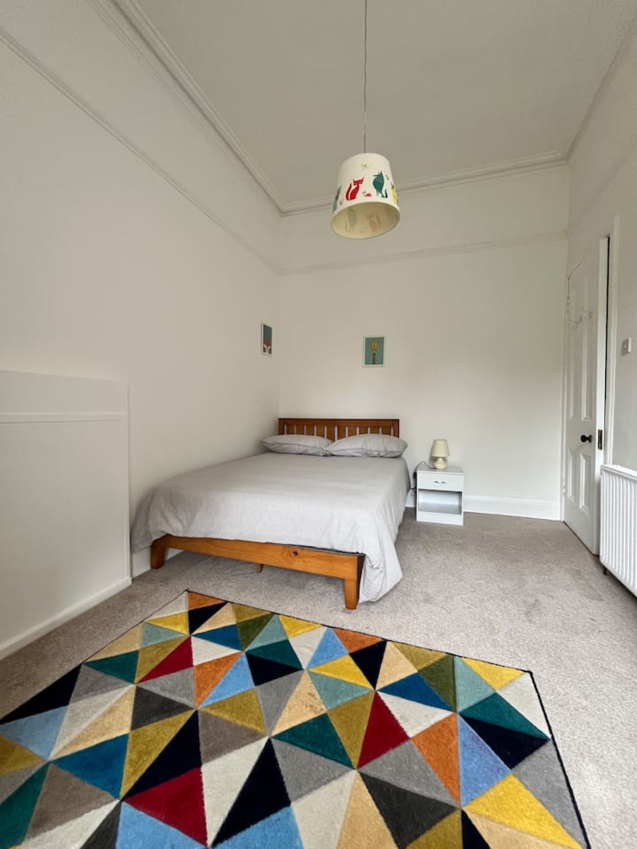 The Central Glasgow Villa in 319 Albert Drive - Property image 85 - VivreStays