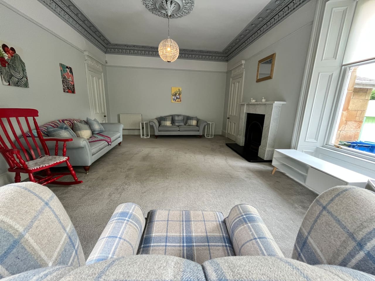 The Central Glasgow Villa in 319 Albert Drive - Property image 34 - VivreStays