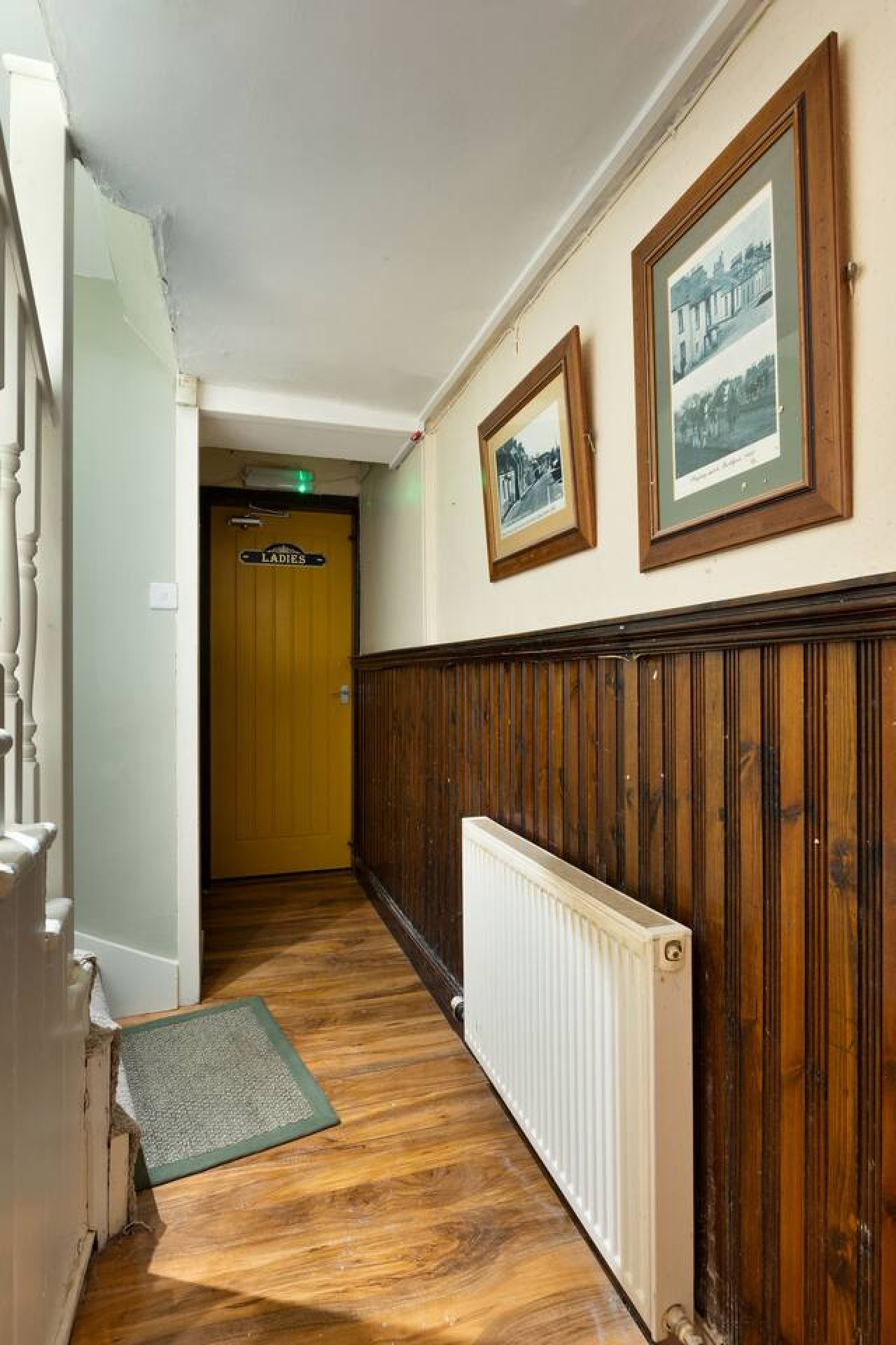 The Tavern | Private Pub & Luxury Group Retreat in Main St, Buchlyvie, Stirling FK8 3LX, UK - Property image 27 - VivreStays