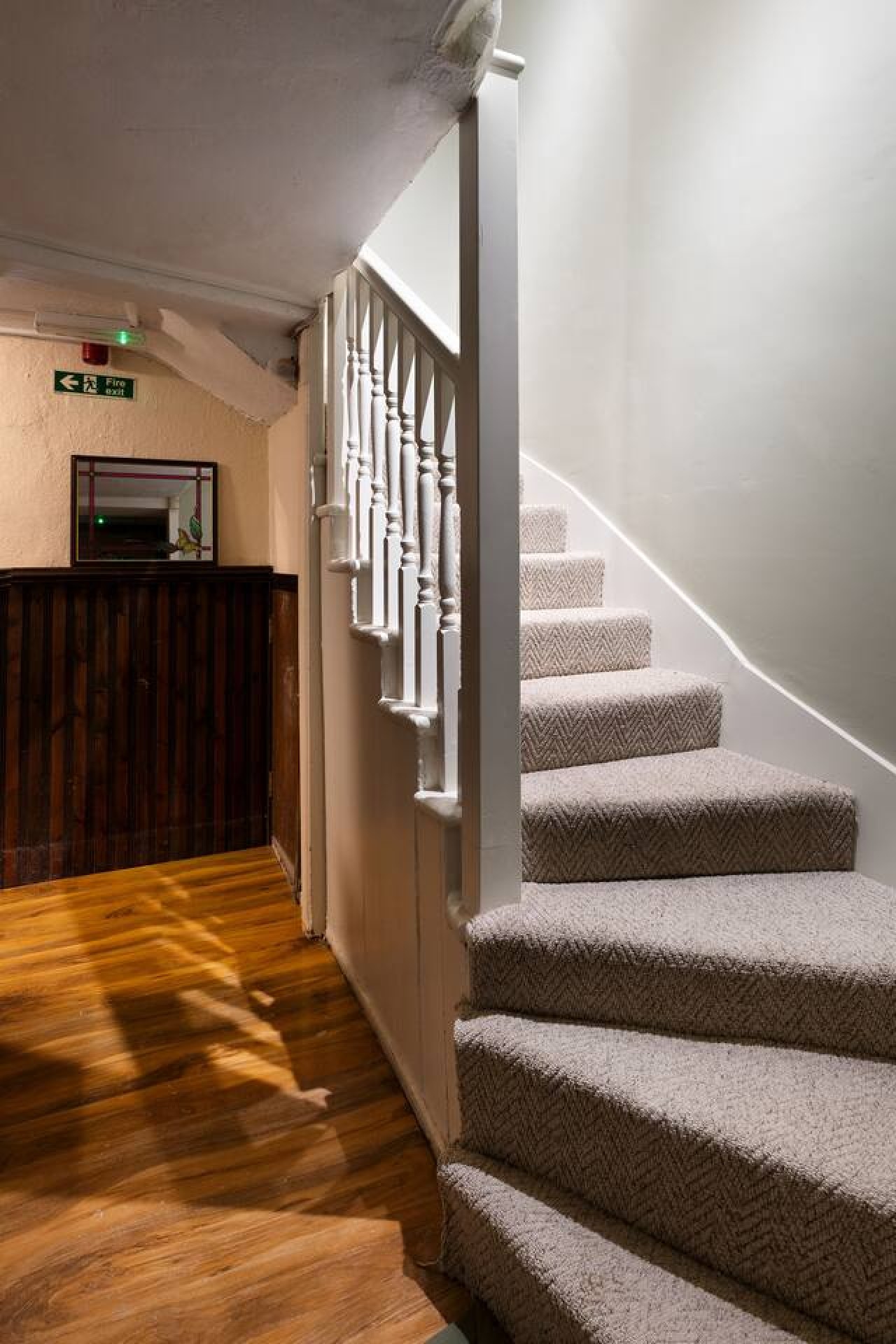 The Tavern | Private Pub & Luxury Group Retreat in Main St, Buchlyvie, Stirling FK8 3LX, UK - Property image 28 - VivreStays