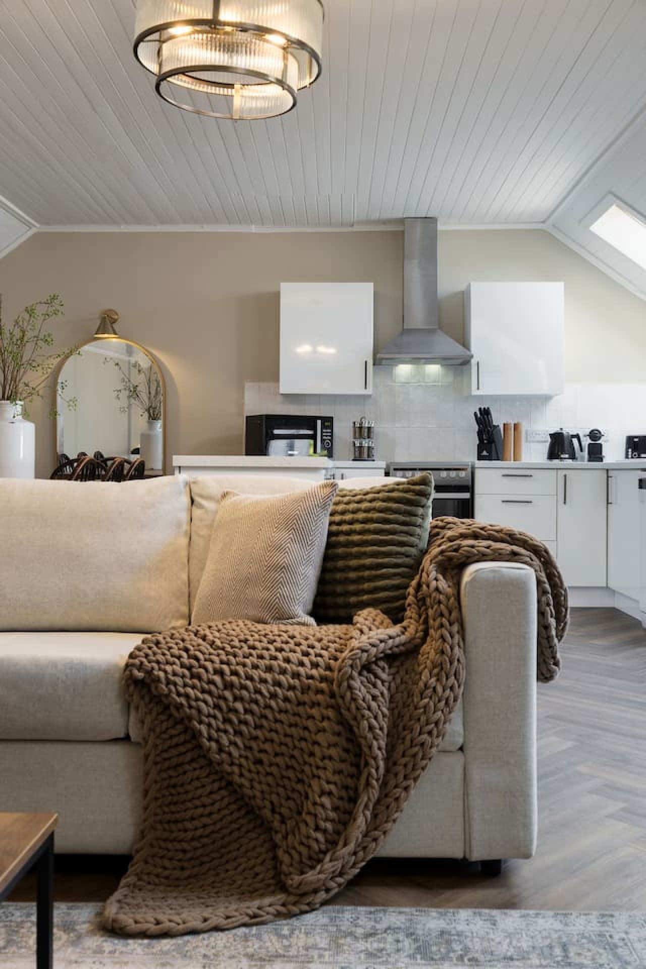 The Tavern | Private Pub & Luxury Group Retreat in Main St, Buchlyvie, Stirling FK8 3LX, UK - Property image 36 - VivreStays