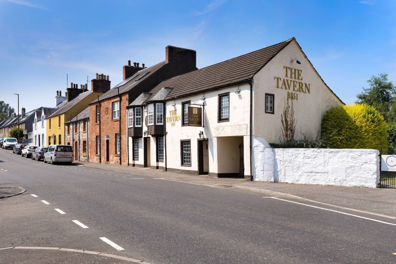 The Tavern | Private Pub & Luxury Group Retreat in Main St, Buchlyvie, Stirling FK8 3LX, UK - Property image 75 - VivreStays