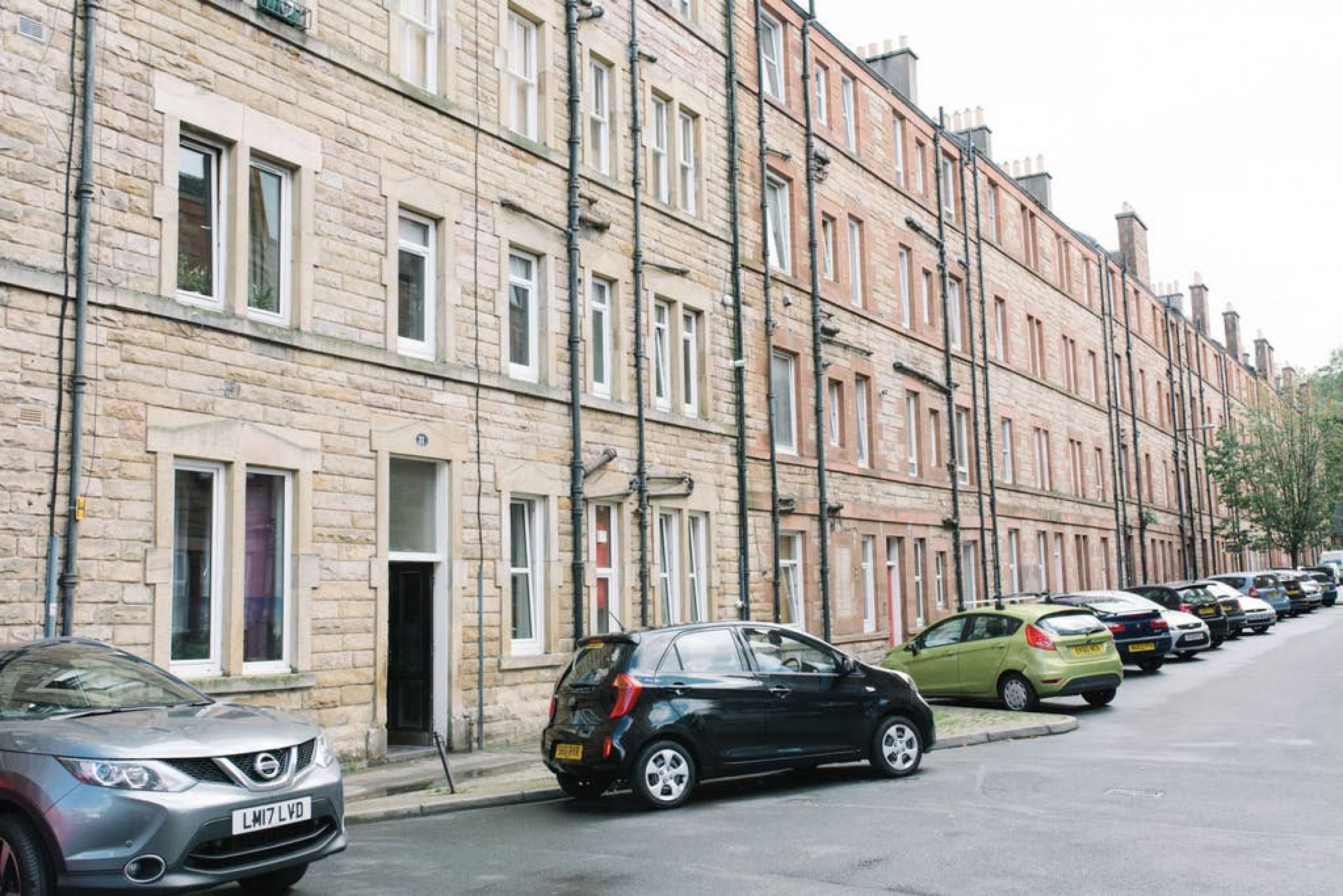 Beautiful Holyrood Park Apartment -Near Royal Mile in 21 Milton Street 1F2, EH88HA, Edinburgh - Property image 8 - VivreStays