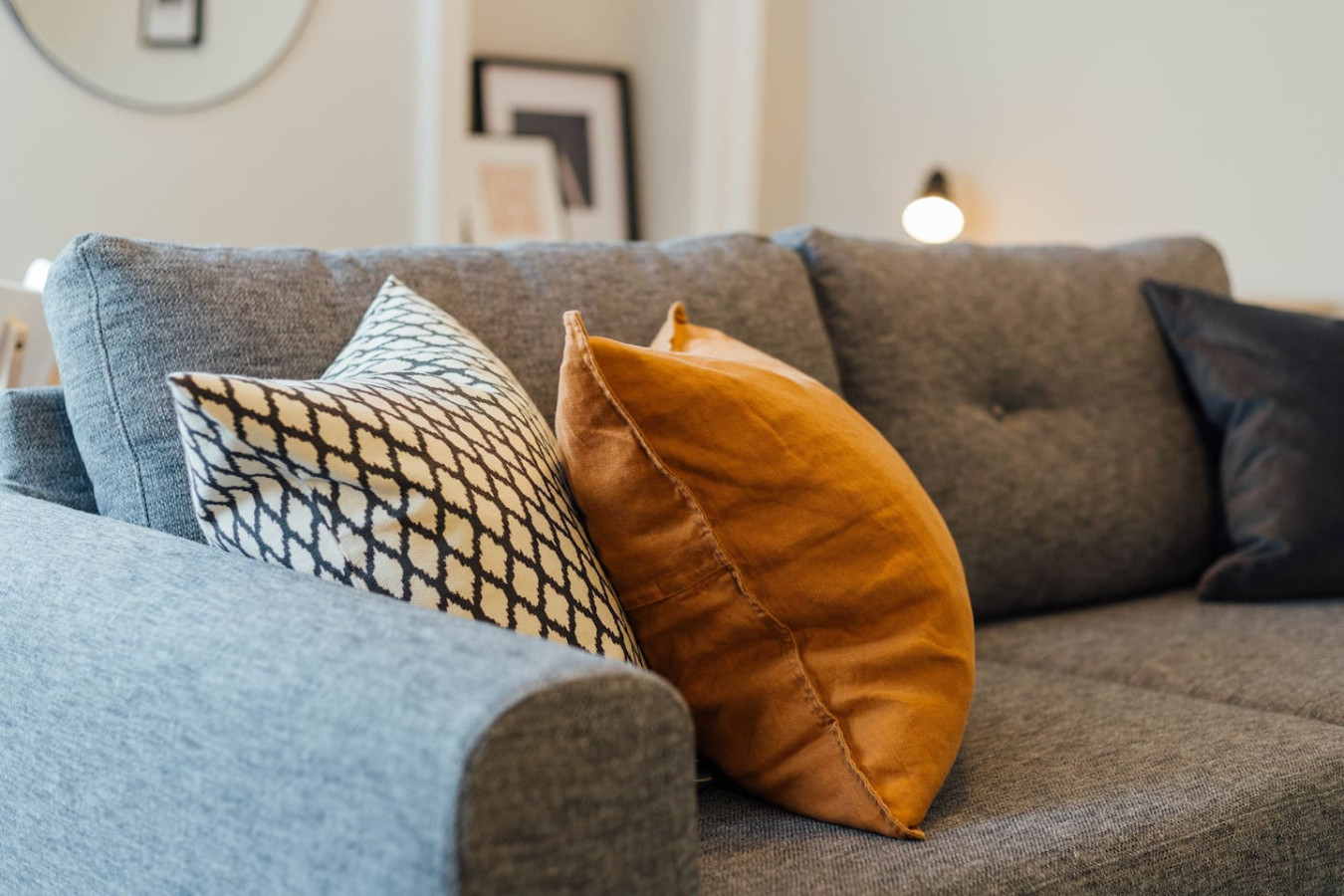 Stylish Stirling Apartment - free parking in 13 Douglas Street B - Property image 13 - VivreStays