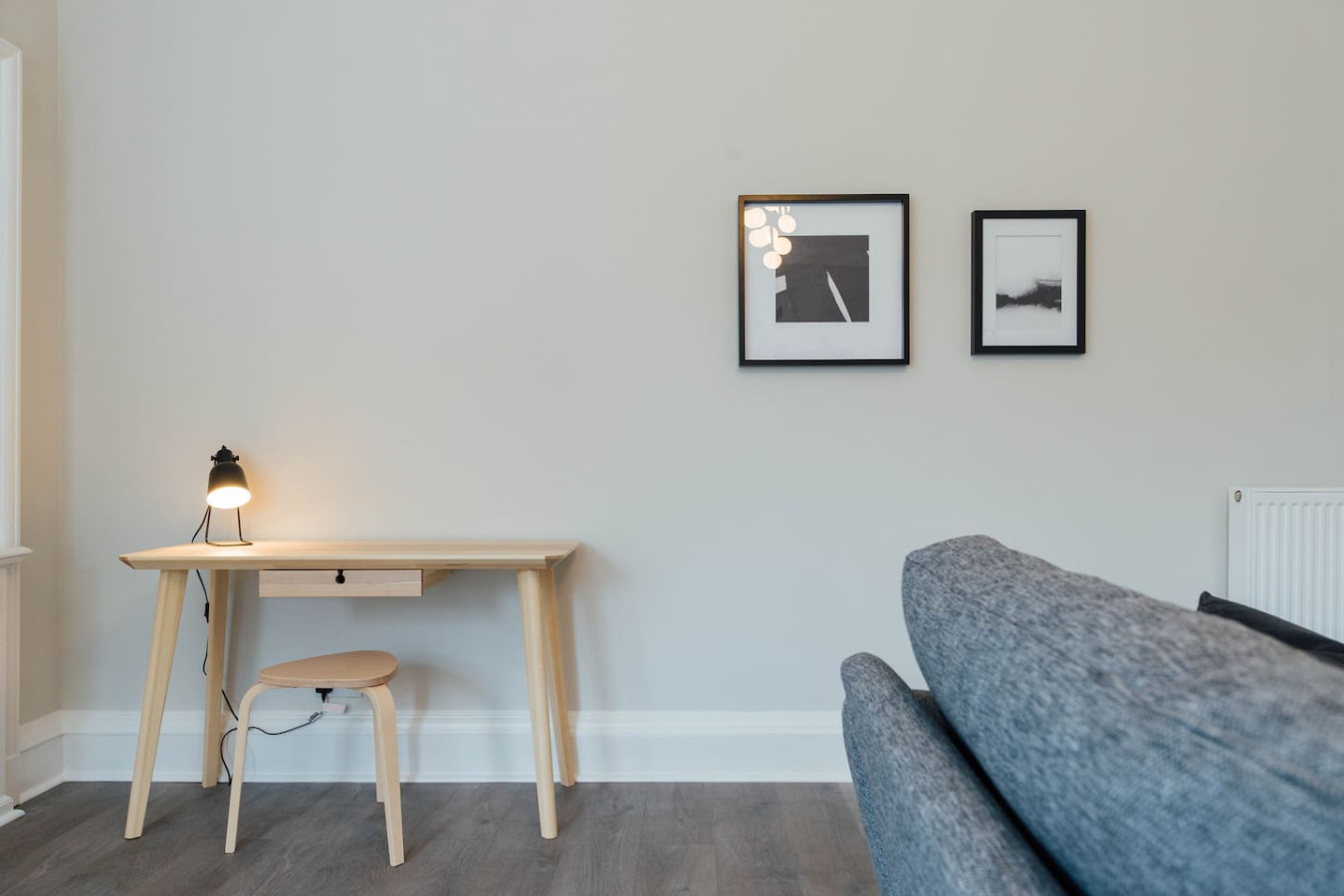Stylish Stirling Apartment - free parking in 13 Douglas Street B - Property image 16 - VivreStays