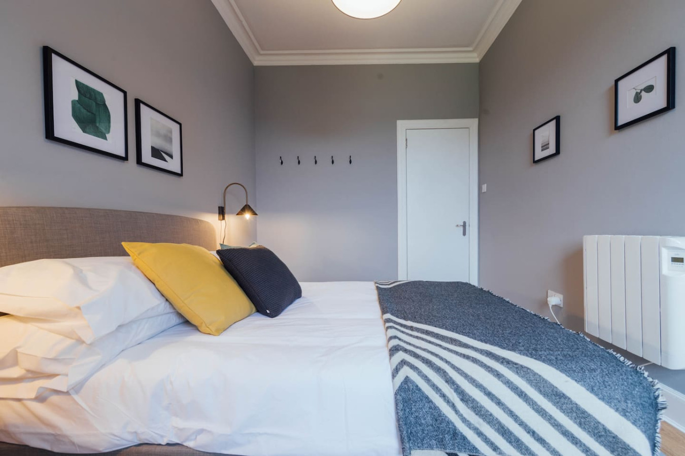 The Trossachs Apartment - Free Parking in 12 King Street - Property image 19 - VivreStays