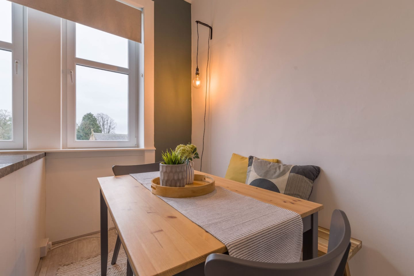 The Trossachs Apartment - Free Parking in 12 King Street - Property image 12 - VivreStays
