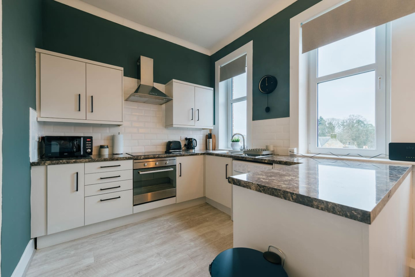 The Trossachs Apartment - Free Parking in 12 King Street - Property image 7 - VivreStays