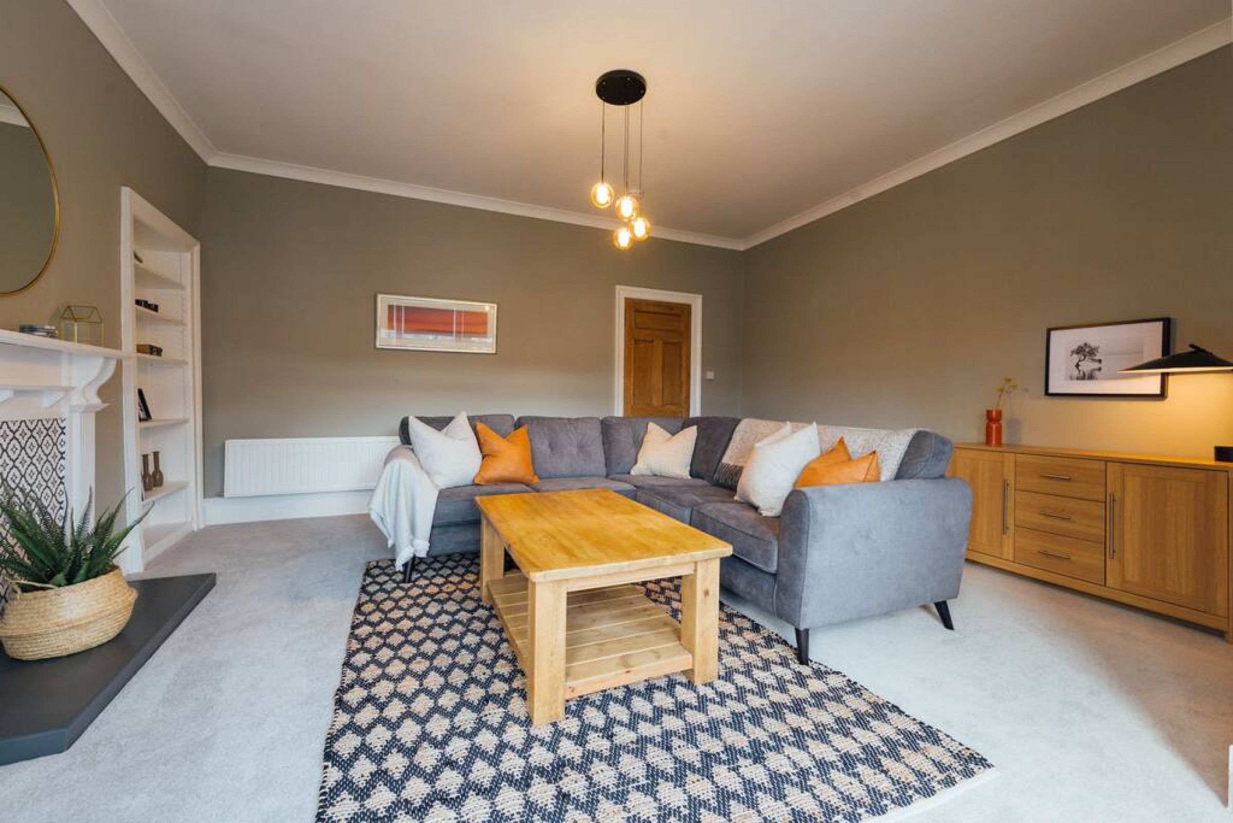 The Riverside Apartment (free parking) in 28 Alexandra Place, FK81UN, Stirling - Property image 18 - VivreStays