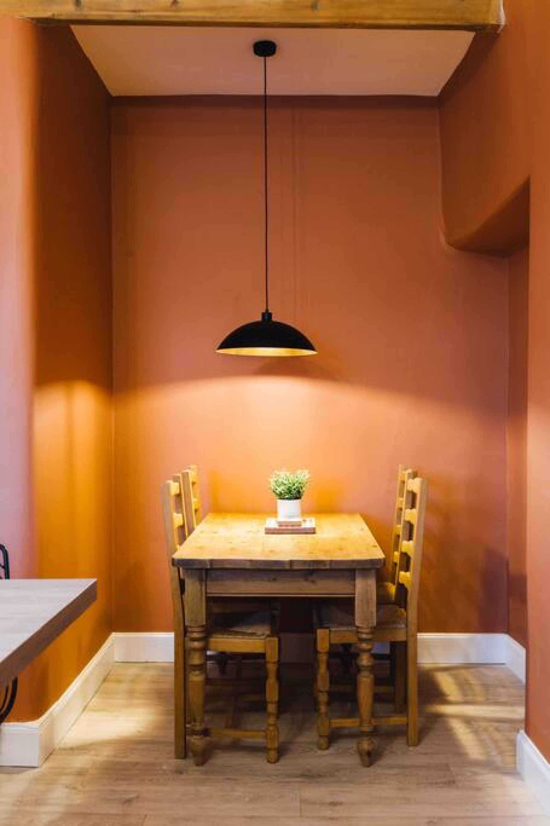 The Riverside Apartment (free parking) in 28 Alexandra Place, FK81UN, Stirling - Property image 17 - VivreStays