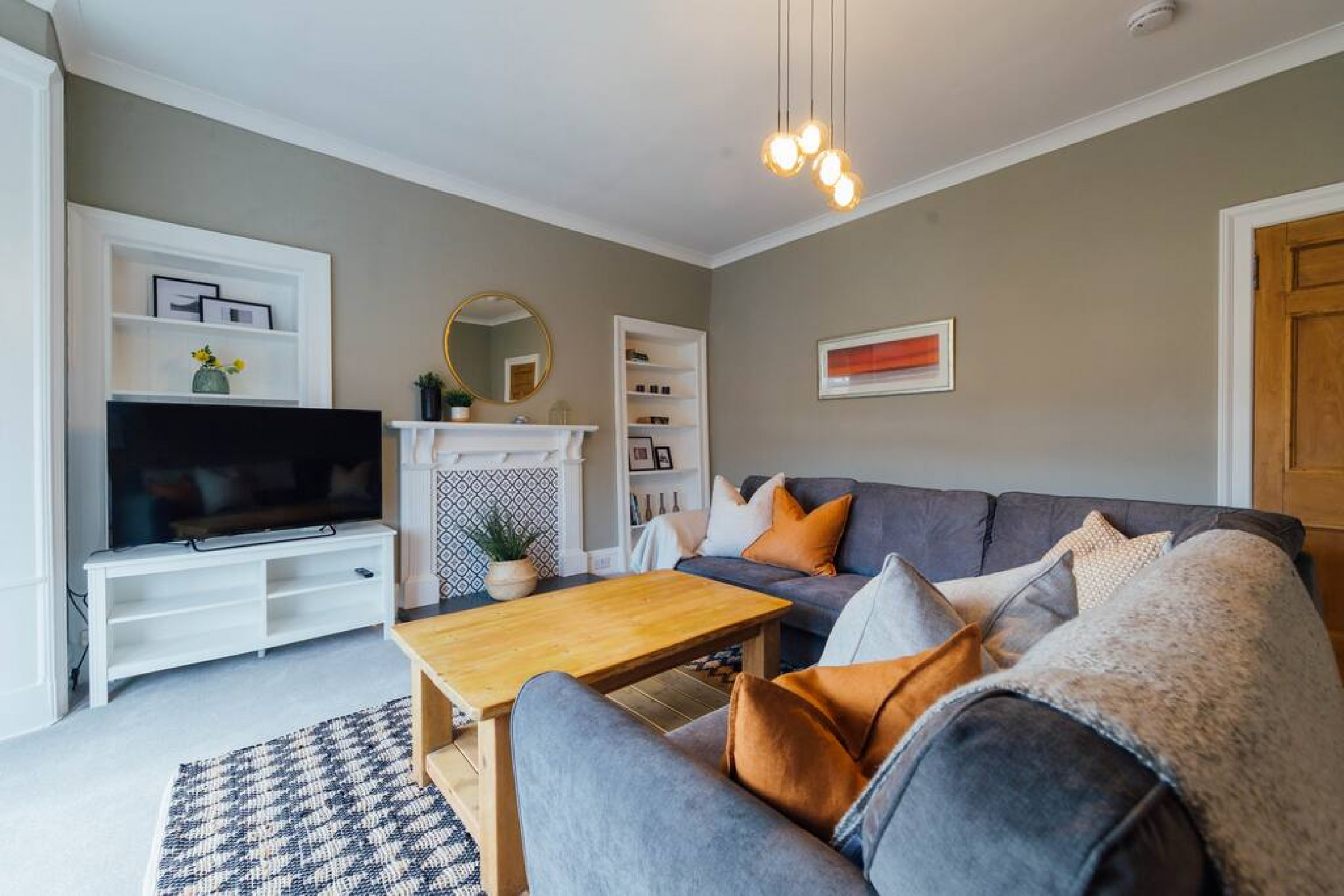 The Riverside Apartment (free parking) in 28 Alexandra Place, FK81UN, Stirling - Property image 11 - VivreStays