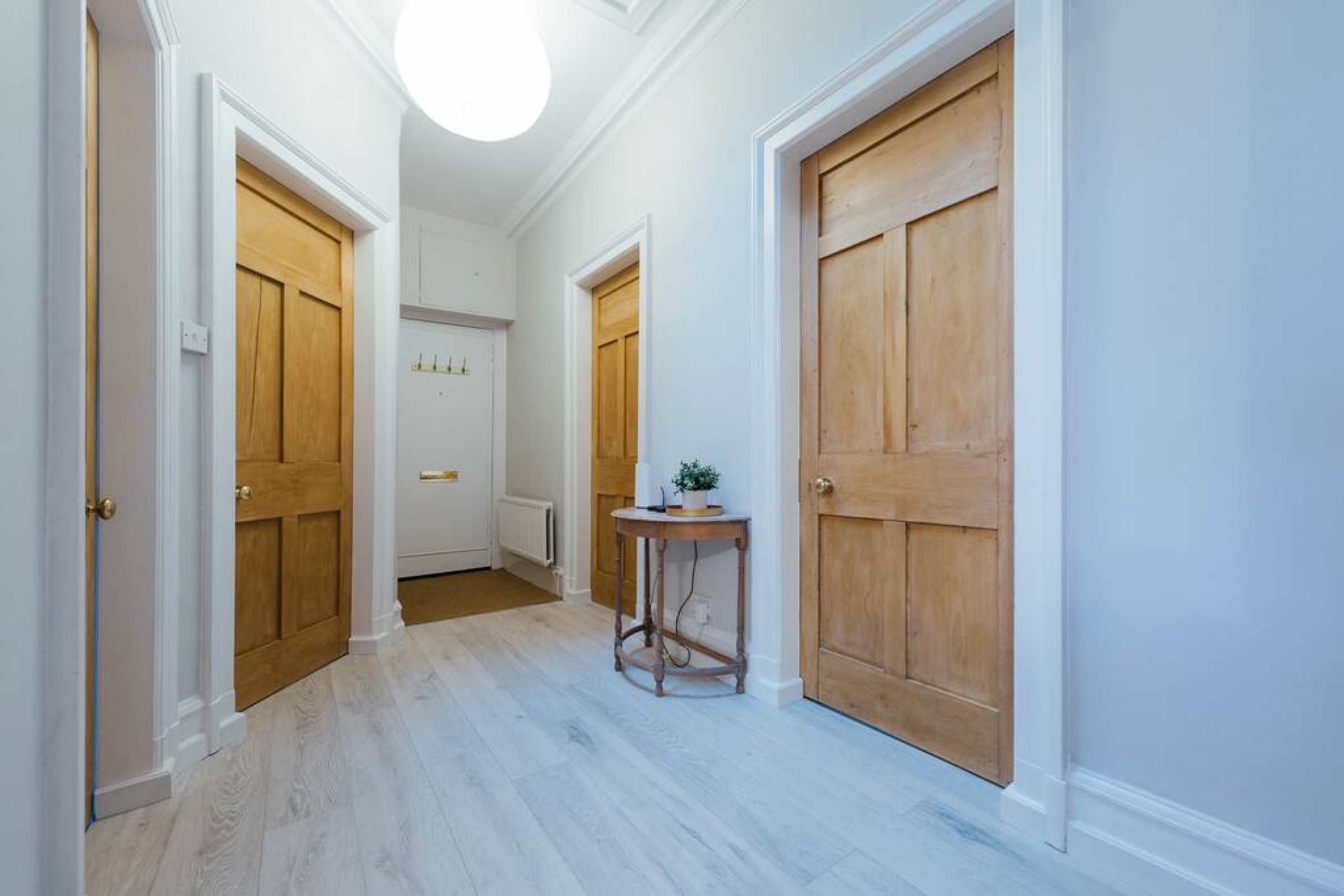 The Riverside Apartment (free parking) in 28 Alexandra Place, FK81UN, Stirling - Property image 14 - VivreStays