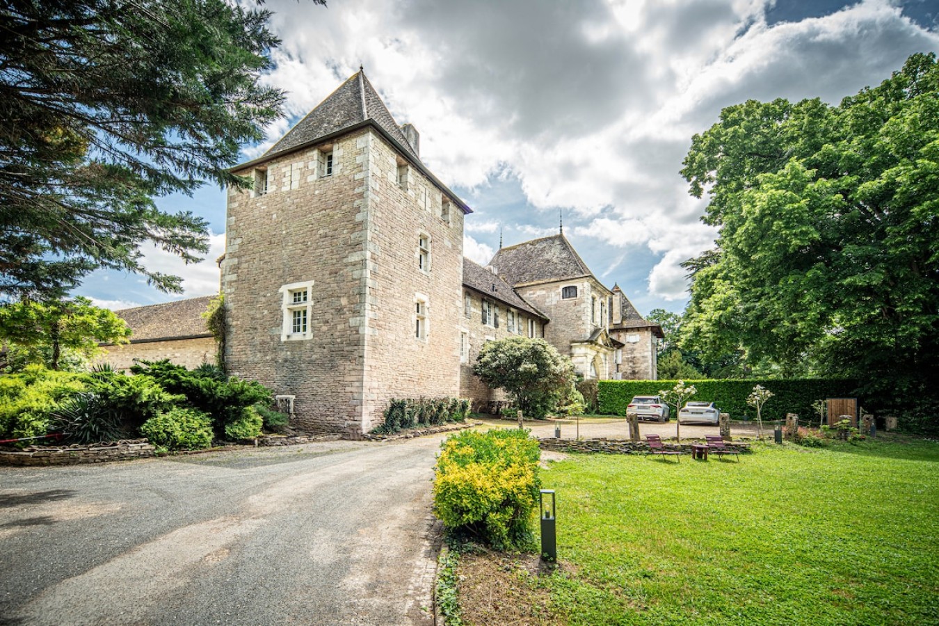 Logement de charme au Château de Dracy, en plein cœur du vignoble bourguignon