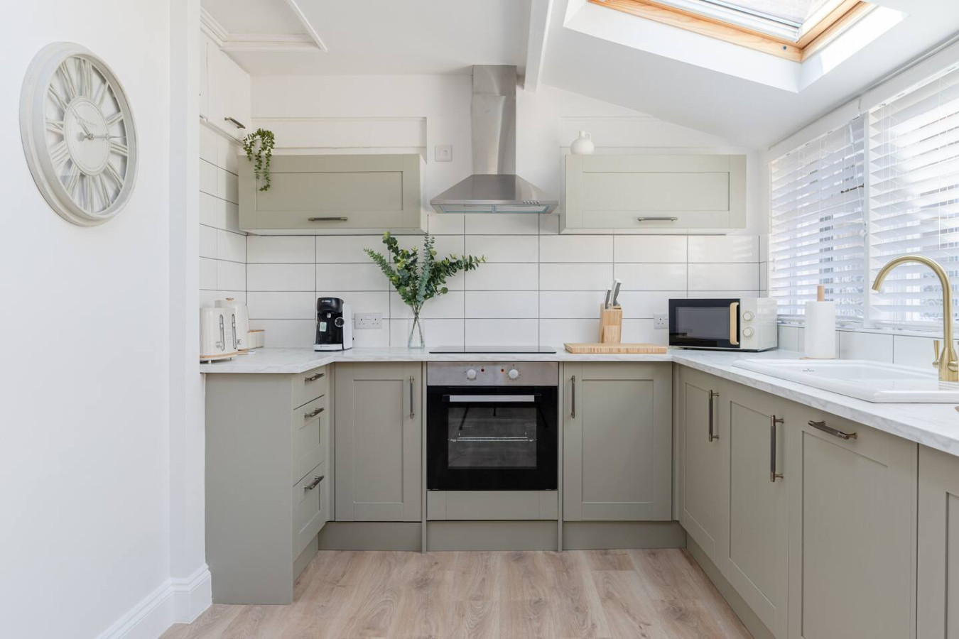 Prime Location Cottage, Southwold Gem, Sleeps 8, photo 21