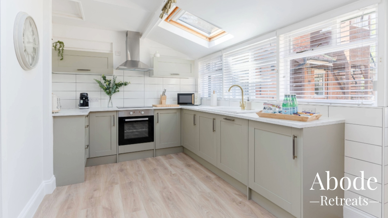 Prime Location Cottage, Southwold Gem, Sleeps 8 — photo 2