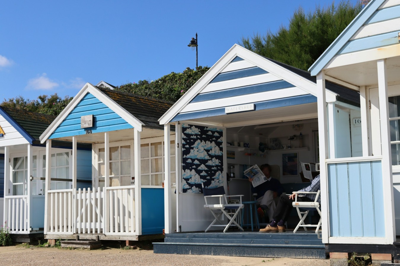 11-beach-huts-watershed-lisa-horbach.jpg