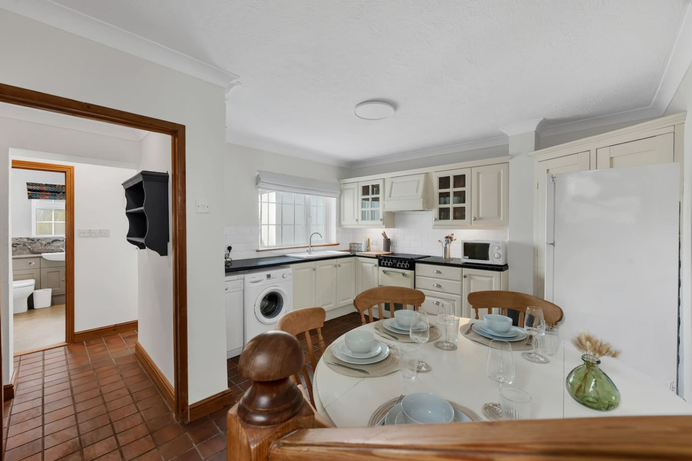 3 Bedroom Suffolk Cottage, Entire Home + Parking, photo 22