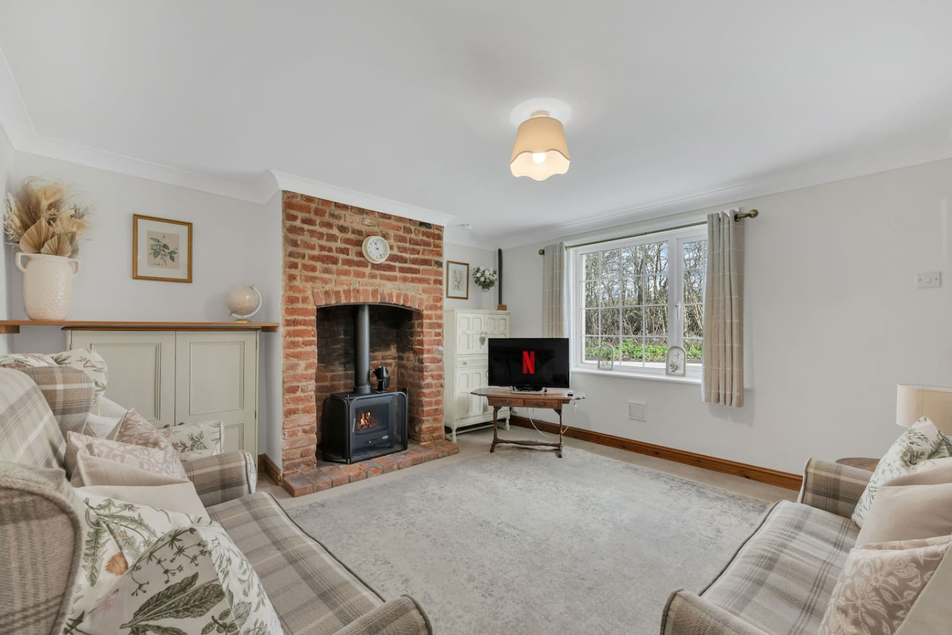 3 Bedroom Suffolk Cottage, Entire Home + Parking, photo 21
