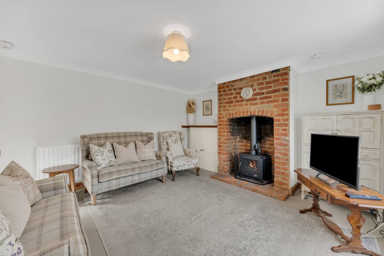 3 Bedroom Suffolk Cottage, Entire Home + Parking, photo 20