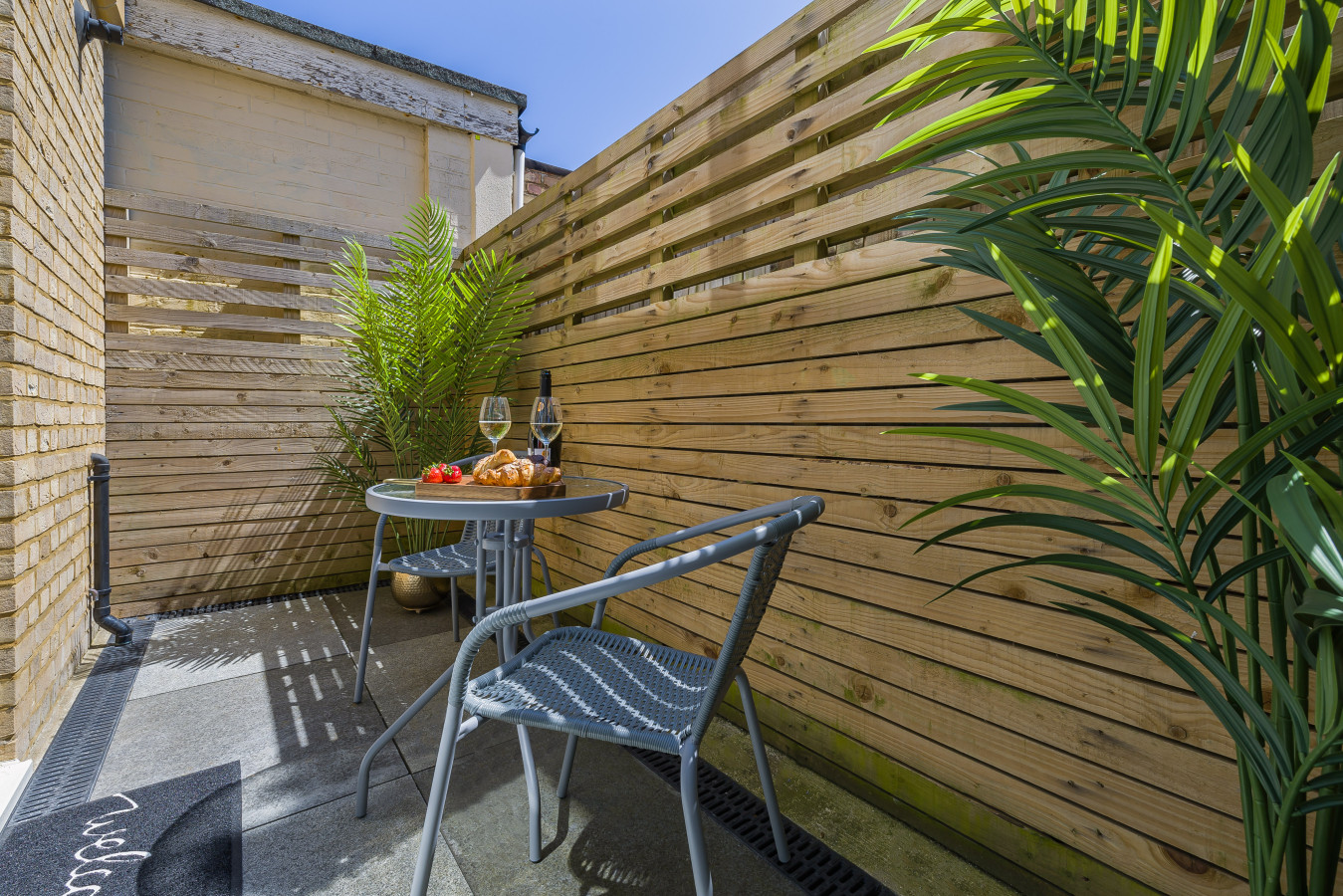 Spacious 3BR Hove Home • Sleeps 8 • Free Parking in Eaton Road - Property image 29 - VivreStays