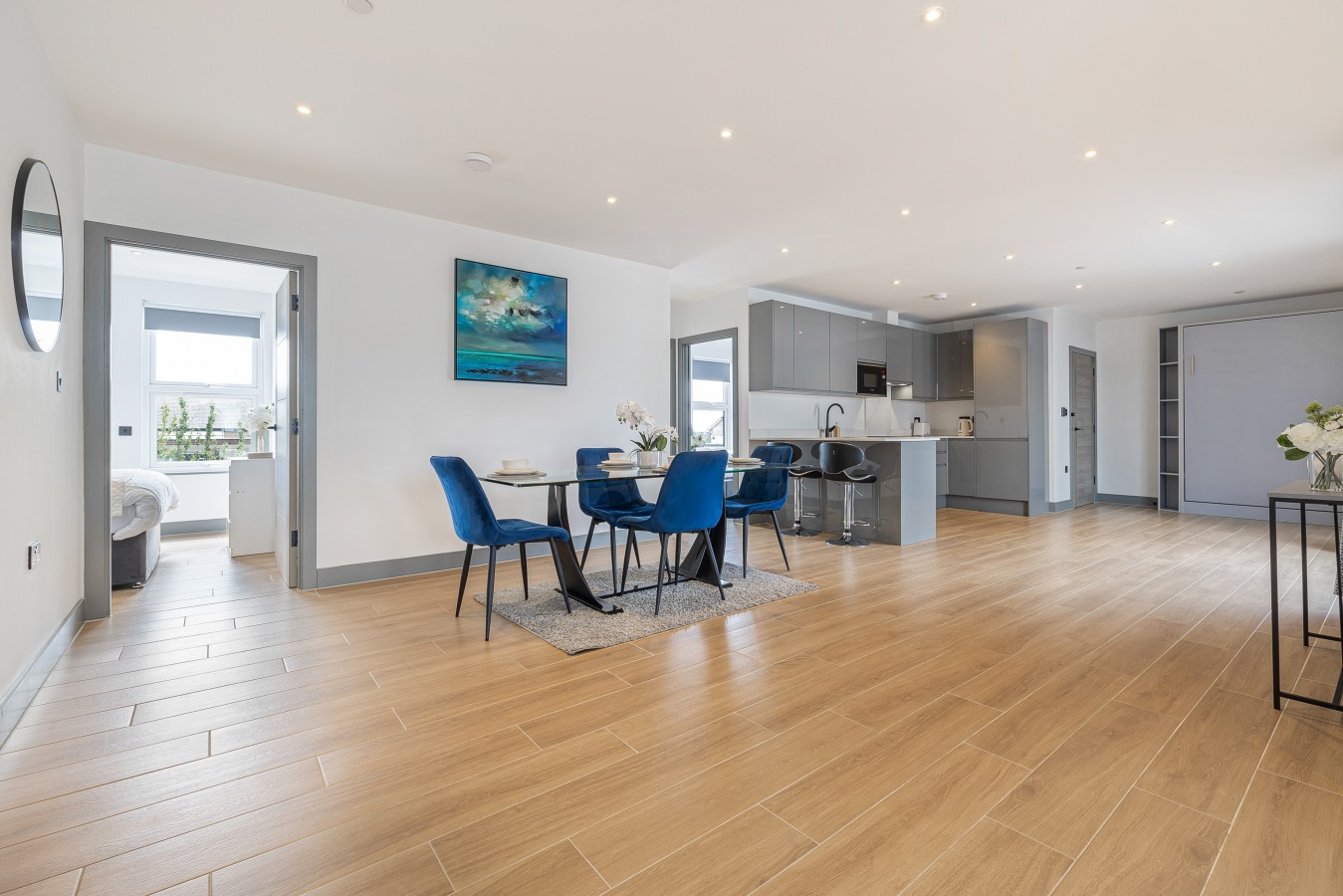 Finchley Penthouse | Sleeps 8 | Long Stay Discount | LDN in Ballards Lane - Property image 21 - VivreStays