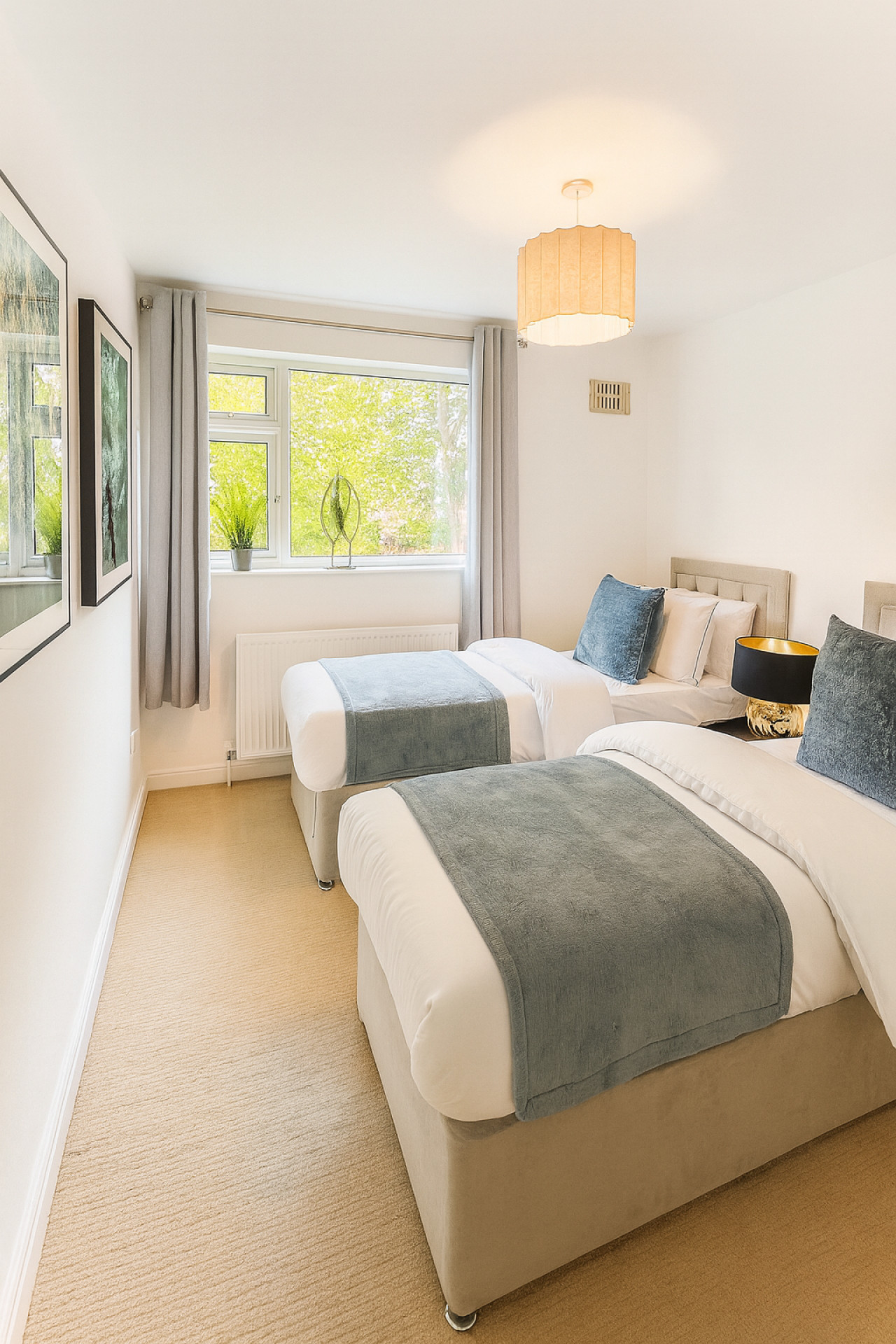 Kempston Home| Sleeps 7-9 | Long Stays | Parking in The Alders - Property image 11 - VivreStays