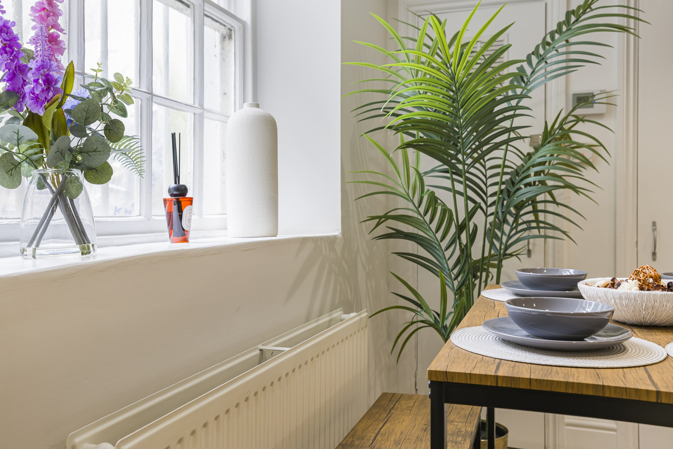 Central | 2BR | Near Pier & Dome | Free Parking in Marlborough Place - Property image 25 - VivreStays