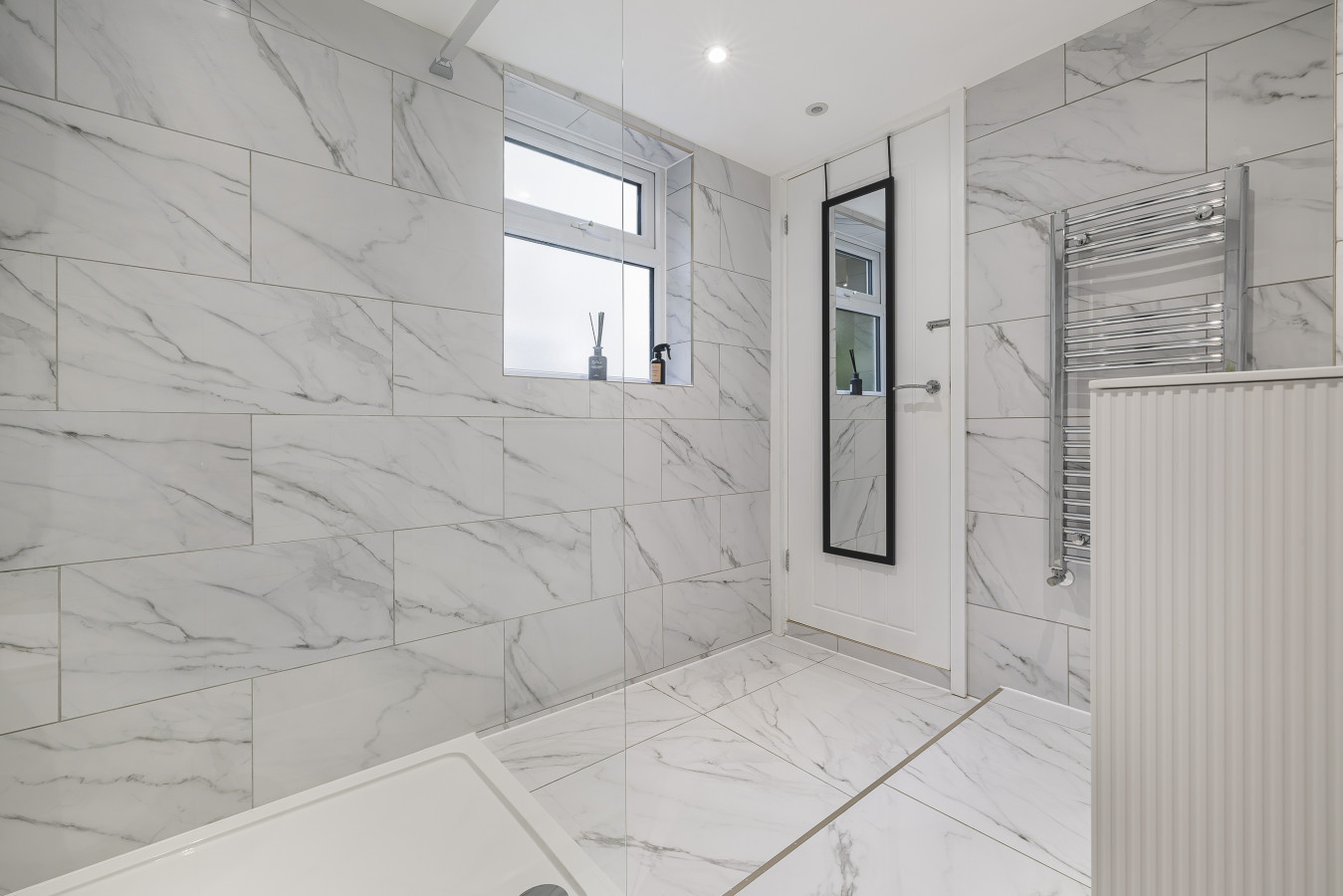 Central | 2BR | Near Pier & Dome | Free Parking in Marlborough Place - Property image 11 - VivreStays