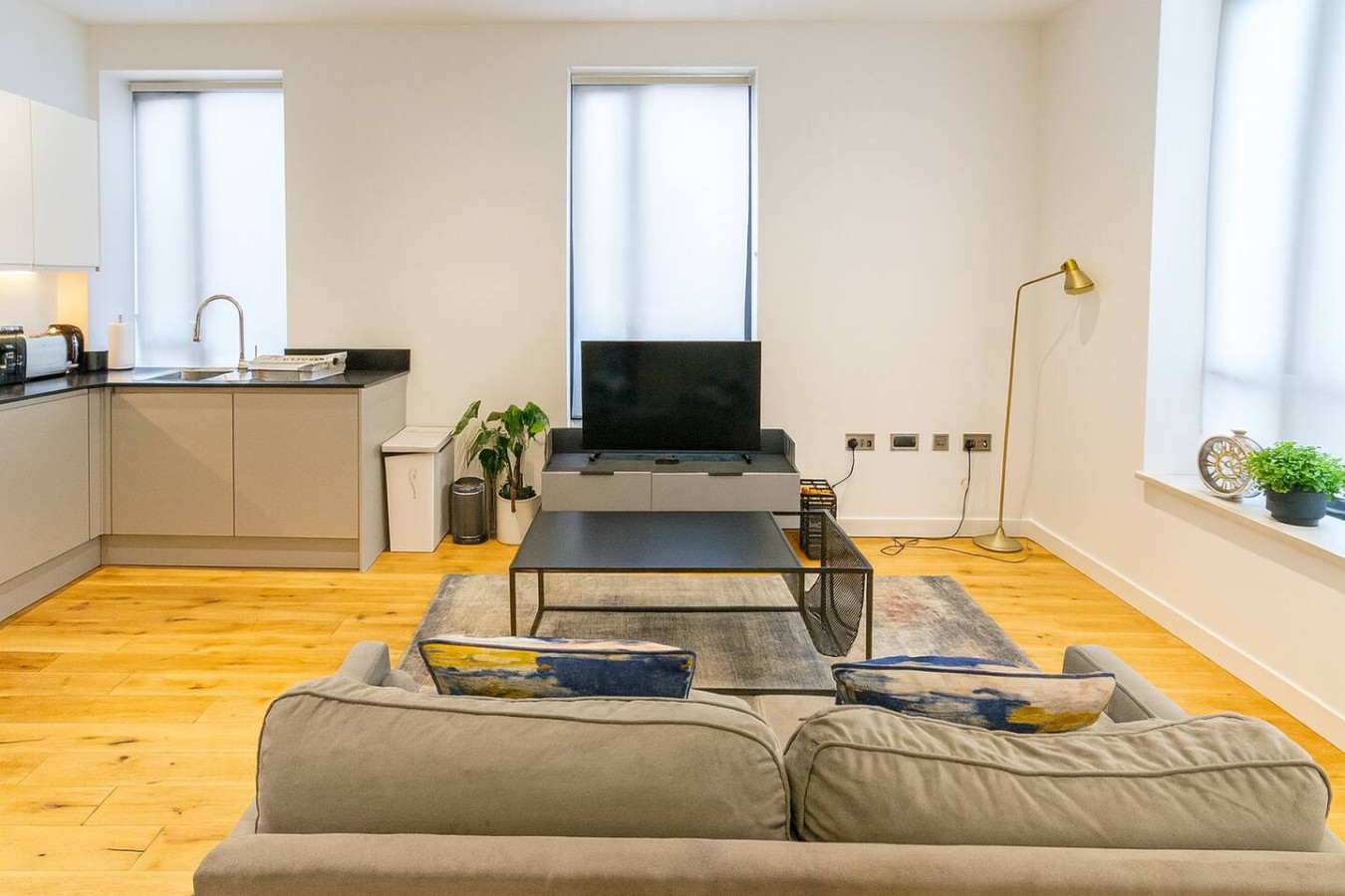 Camden Escape | Birmingham | 2 Beds | Sleeps 4 in Camden Grove - Property image 7 - VivreStays