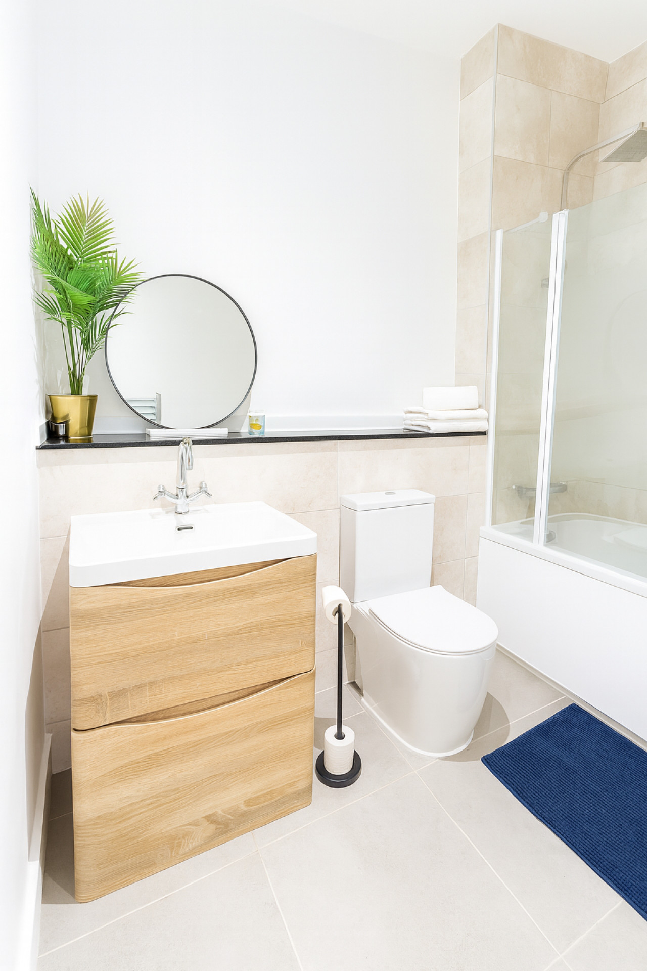 Camden Escape | Birmingham | 2 Beds | Sleeps 4 in Camden Grove - Property image 8 - VivreStays