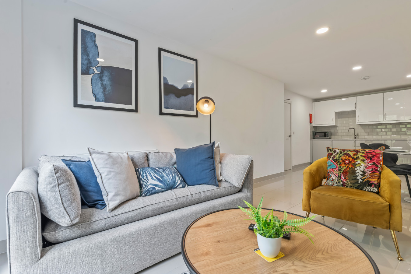 3 Bed | 3 Bath | Sleeps 6 | Arena | Leeds Central in Back Hyde Terrace - Property image 12 - VivreStays