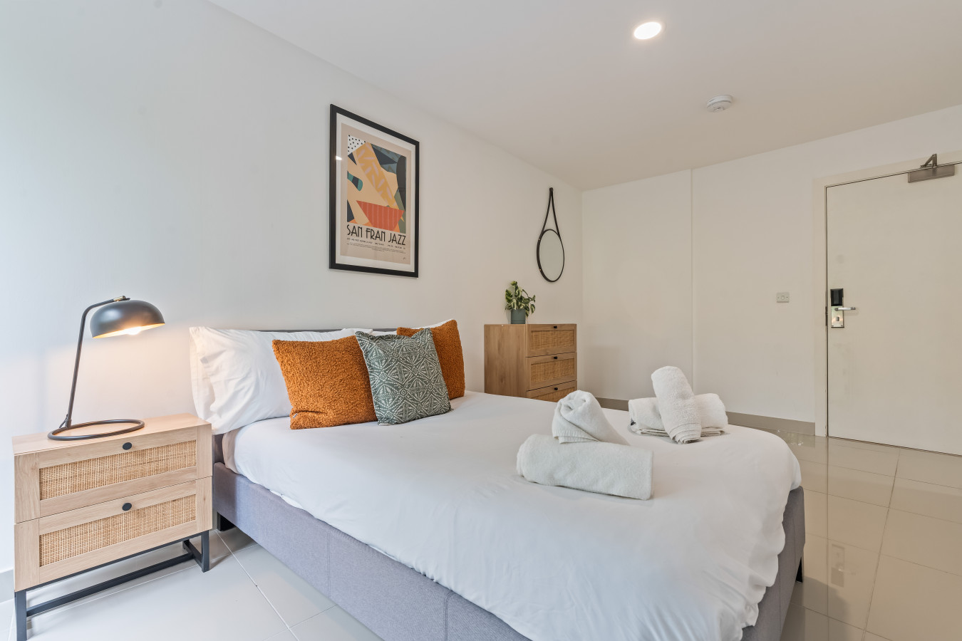 3 Bed | 3 Bath | Sleeps 6 | Arena | Leeds Central in Back Hyde Terrace - Property image 2 - VivreStays