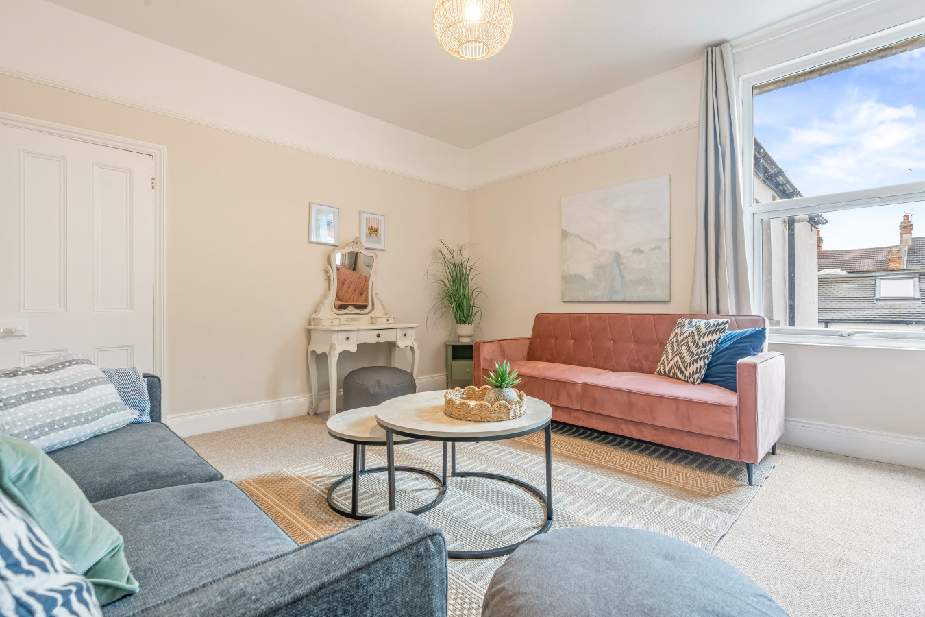 Streatham Common Escape | Sleeps 8 | Free Parking in 2 Credenhill Street - Property image 7 - VivreStays