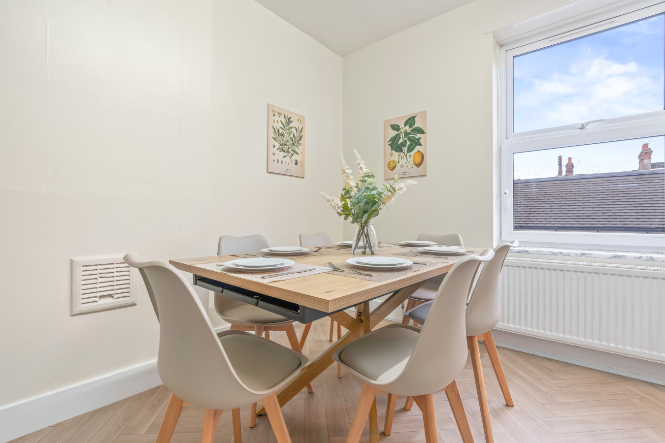 Streatham Common Escape | Sleeps 8 | Free Parking in 2 Credenhill Street - Property image 10 - VivreStays