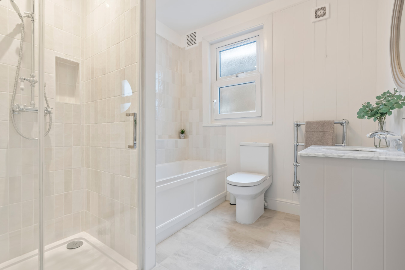 Streatham Common Escape | Sleeps 8 | Free Parking in 2 Credenhill Street - Property image 8 - VivreStays
