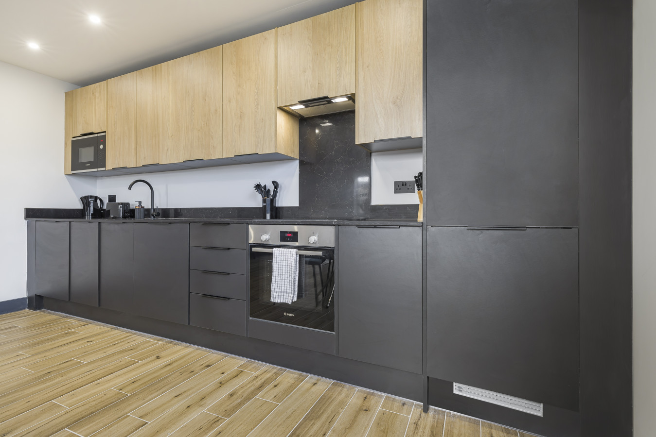 Majestic House | 2 BR | Borehamwood Station in Majestic House, Shenley Road - Property image 8 - VivreStays
