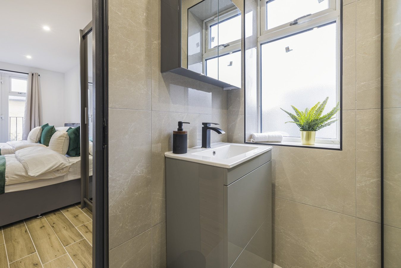 Majestic House | 2 BR | Borehamwood Station in Majestic House, Shenley Road - Property image 22 - VivreStays