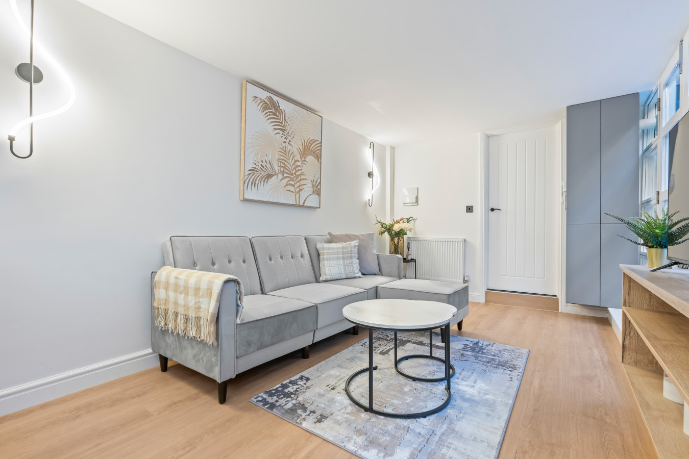 Vittoria Quarter Apartment | 2 Bedrooms | Sleeps 6 in 22 Vittoria Street - Property image 9 - VivreStays