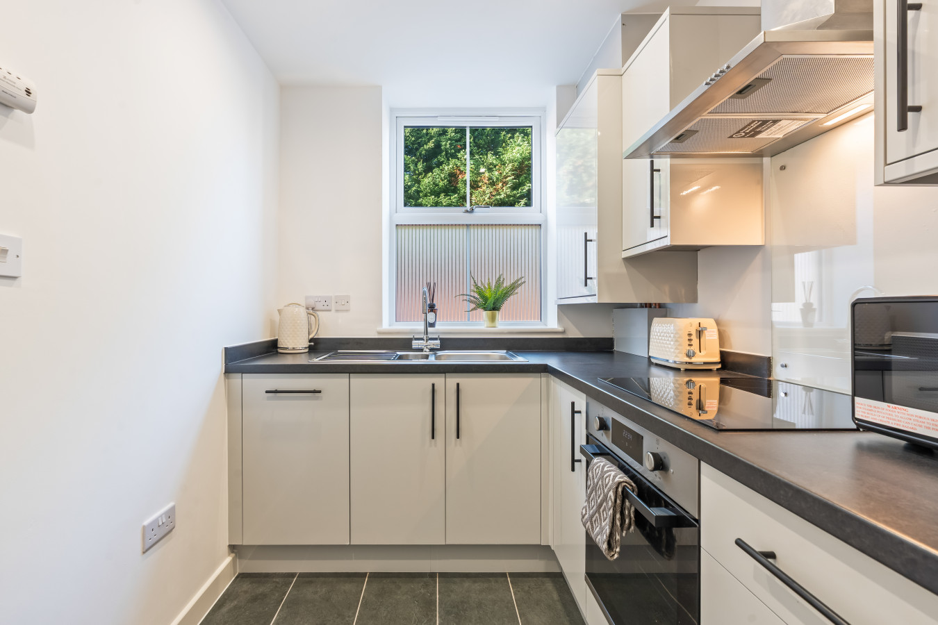 Reservoir Residence • 3-Bed Home & Nearby Parking in Reservoir Retreat - Property image 46 - VivreStays