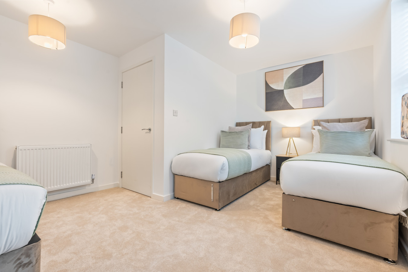 Reservoir Residence • 3-Bed Home & Nearby Parking in Reservoir Retreat - Property image 7 - VivreStays