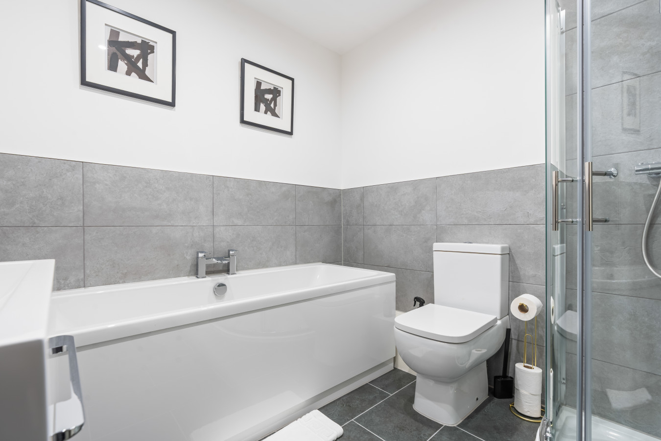 Reservoir Residence • 3-Bed Home & Nearby Parking in Reservoir Retreat - Property image 15 - VivreStays