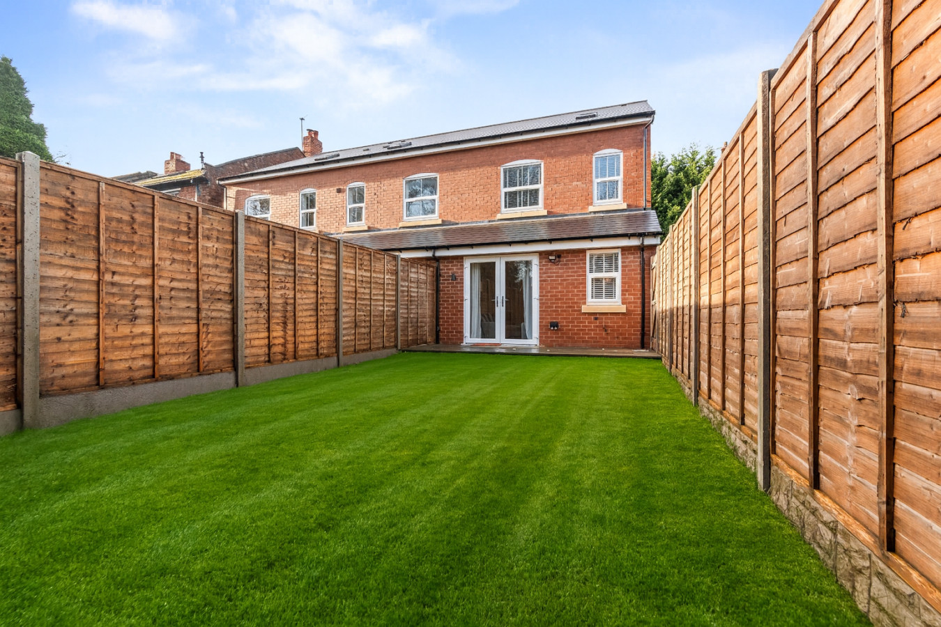 Reservoir Residence • 3-Bed Home & Nearby Parking in Reservoir Retreat - Property image 12 - VivreStays