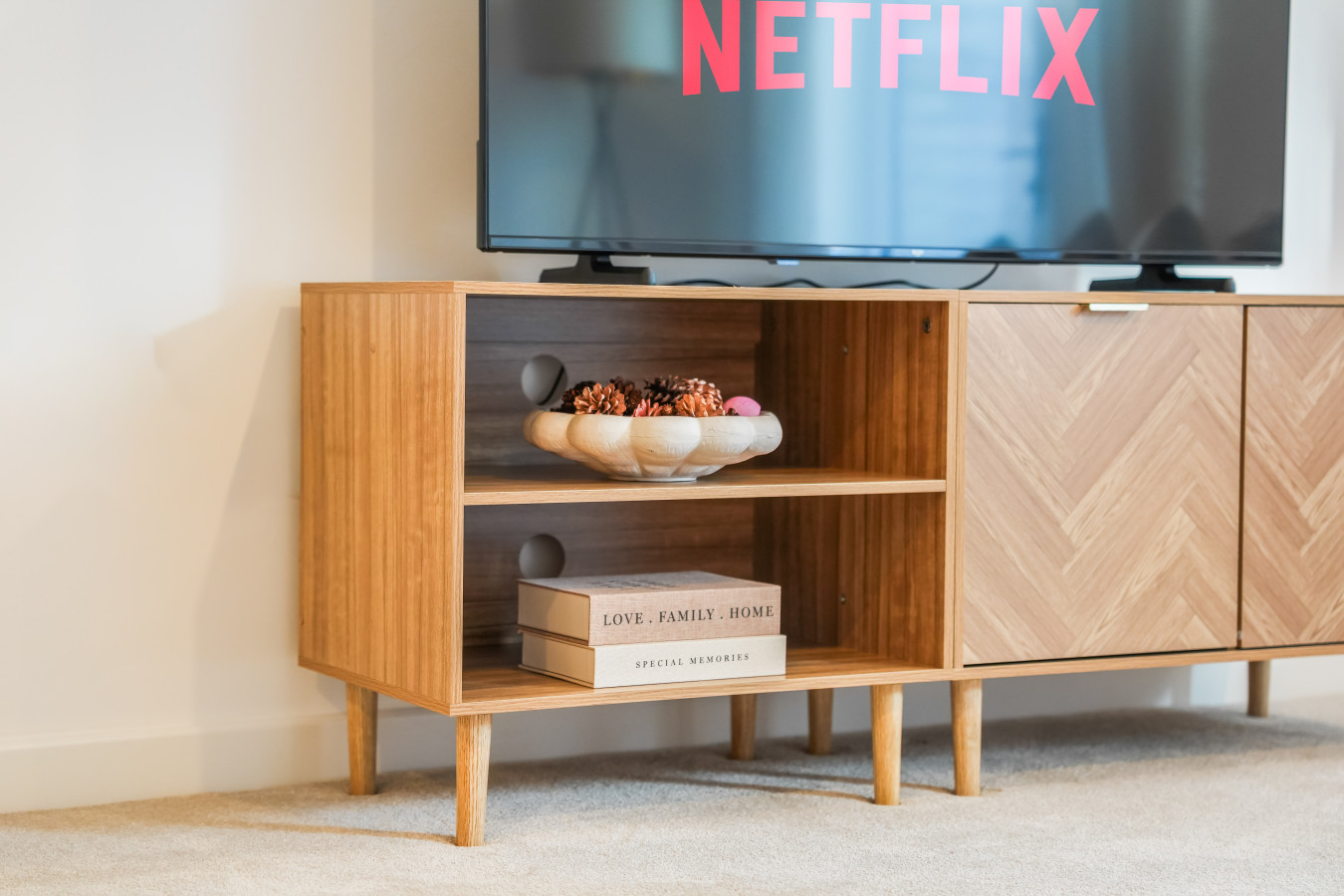 Reservoir Residence • 3-Bed Home & Nearby Parking in Reservoir Retreat - Property image 45 - VivreStays