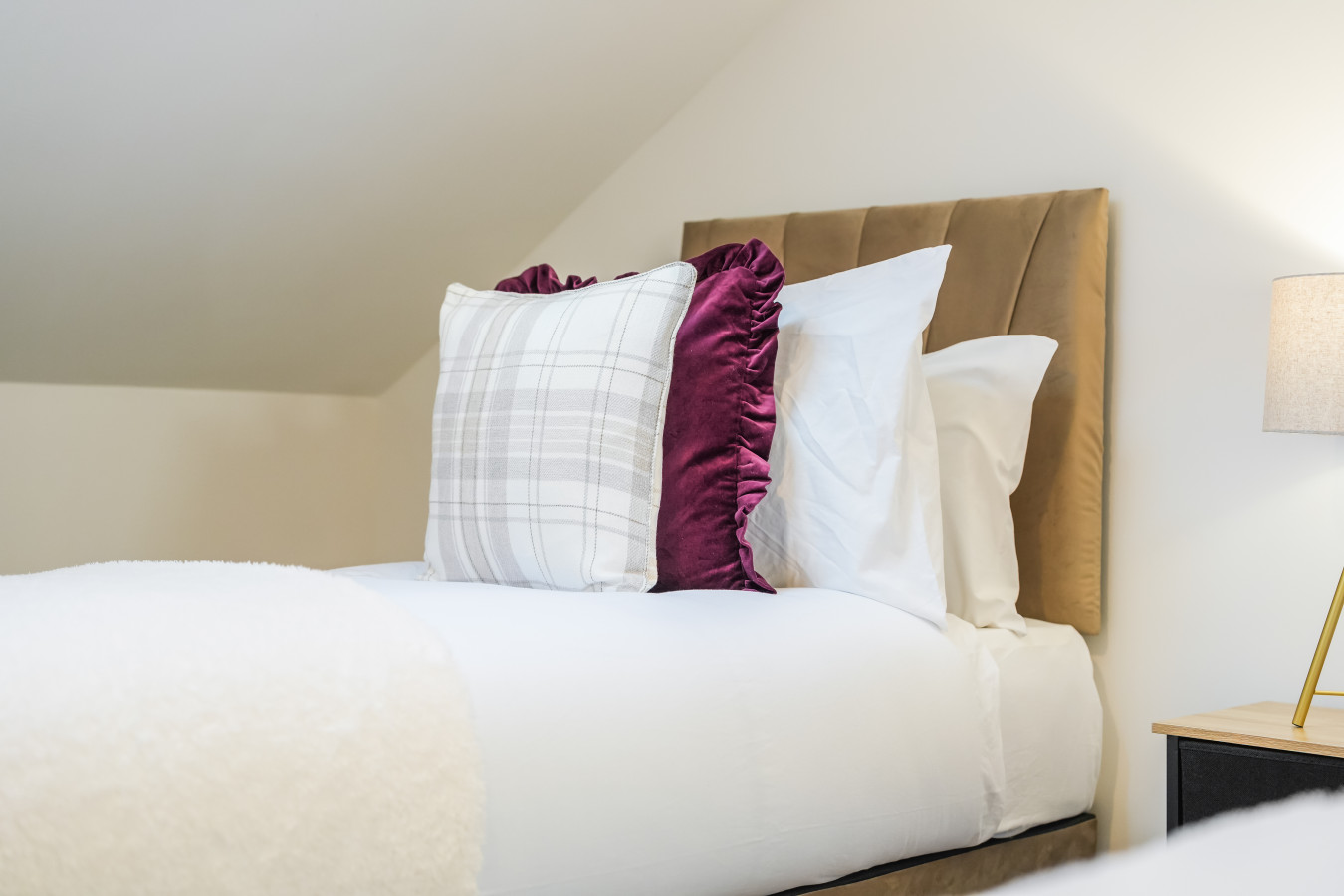 Reservoir Residence • 3-Bed Home & Nearby Parking in Reservoir Retreat - Property image 39 - VivreStays