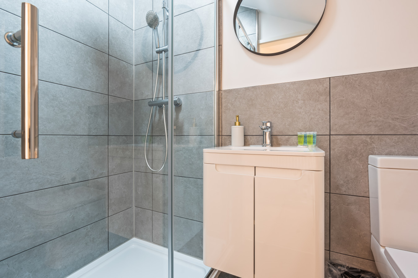 Reservoir Residence • 3-Bed Home & Nearby Parking in Reservoir Retreat - Property image 27 - VivreStays