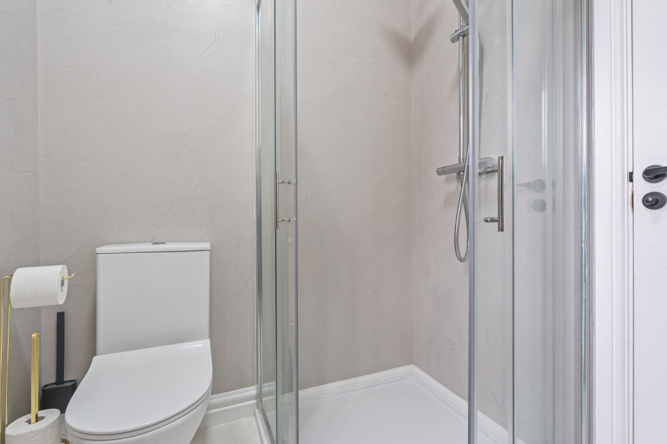 Vittoria St | Jewellery Quarter | Sleeps 10 | 2BR in Vittoria Street - Property image 21 - VivreStays