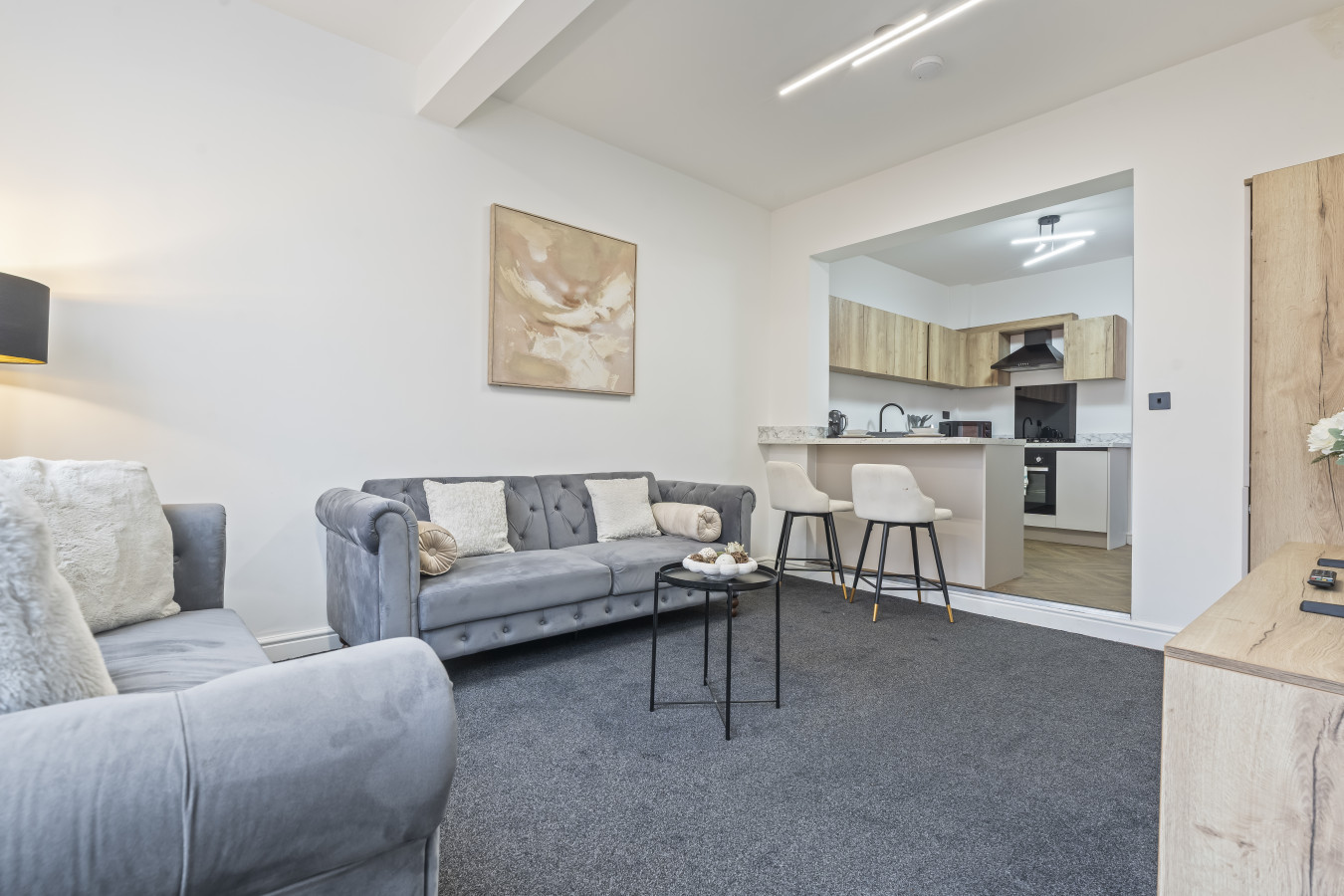Vittoria St | Jewellery Quarter | Sleeps 10 | 2BR serviced apartment - Birmingham - VivreStays
