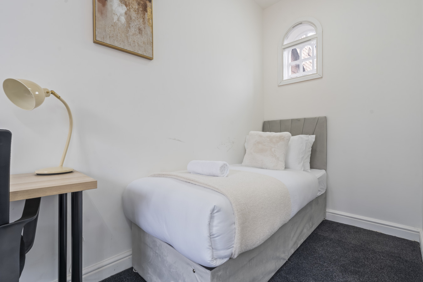 Vittoria St | Jewellery Quarter | Sleeps 10 | 2BR in Vittoria Street - Property image 8 - VivreStays